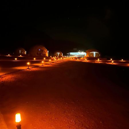 Amanda Luxury Camp Hotel Wadi Rum Buitenkant foto