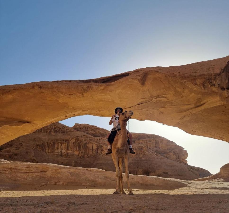 Amanda Luxury Camp Hotel Wadi Rum Buitenkant foto