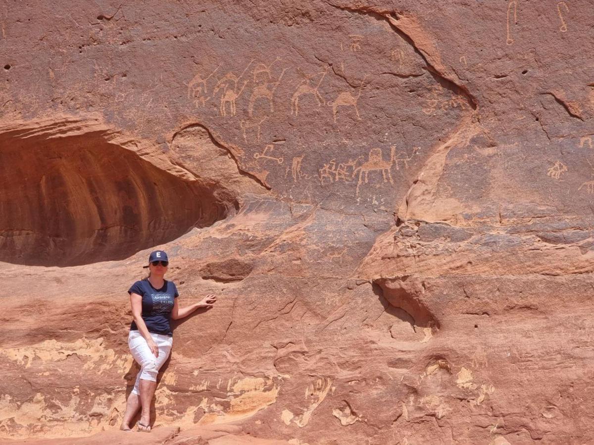 Amanda Luxury Camp Hotel Wadi Rum Buitenkant foto