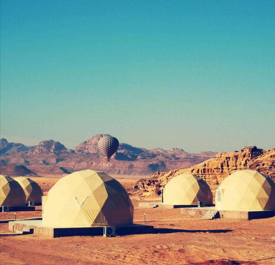 Amanda Luxury Camp Hotel Wadi Rum Buitenkant foto