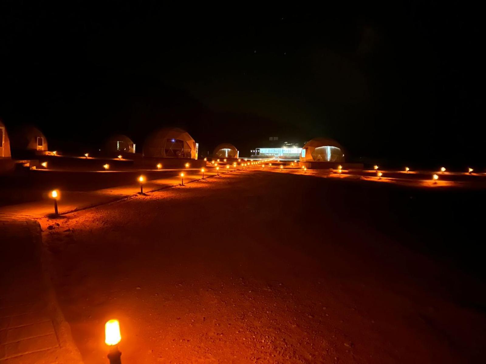 Amanda Luxury Camp Hotel Wadi Rum Buitenkant foto